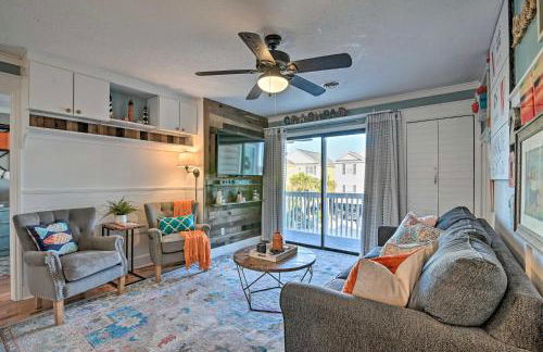Eclectic Condo with Balcony 1 Block to Beach! - Foto 1