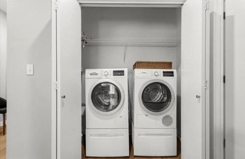 Exceptional 2BR in Prime Location Top Amenities - Foto 20