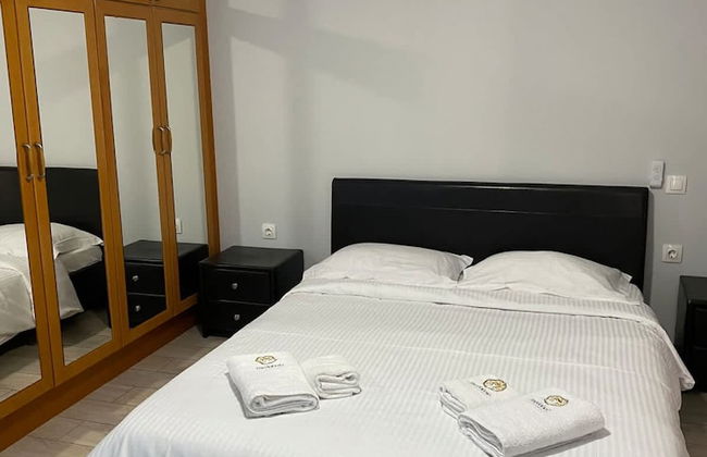 Arethousa City View Getaway - Chalkida s Cozy Gem - Foto 2