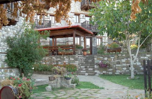 T'Asprolithia - Photo 1