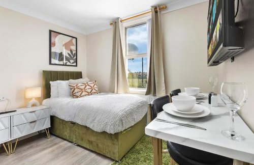 Leyton 1BR Flat Near Tube, 247 Gym, Tennis Court - Foto 16