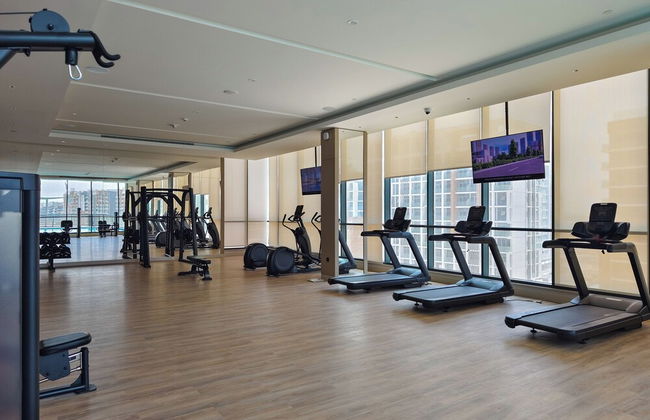 Beautiful Cityscape Views From This Urban Retreat - Foto 34