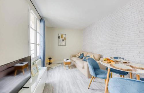 Duplex Cosy I Parking Gratuit I RER 3min I Paris 15min - Foto 2