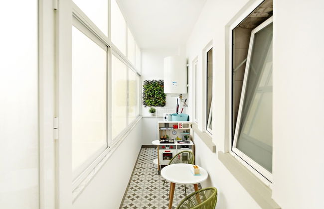 Blue Peacock in Faro - Photo 15