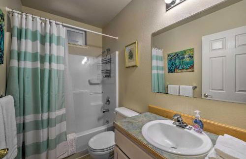 Central Apt Private Fireplace and Patio Access - Foto 19