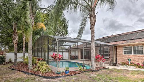 Centrally Located Deltona Home with Pool and Yard - Foto 2