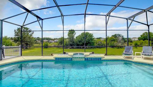 Extended Sun Deck with Private Pool in Gated Quiet Community - Foto 3