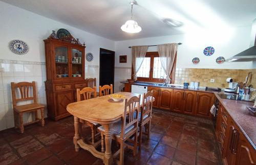 Cortijo El Contarín - Amplia casa rural con piscina privada y chimenea cerca de Archidona, Málaga - Foto 21