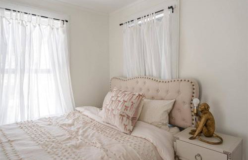 Historic Home near Stony Brook Village & Beach - Foto 60