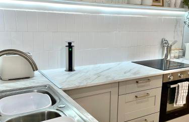 A2 HighTown Apartment, Steps from Luton Train Station - Foto 39