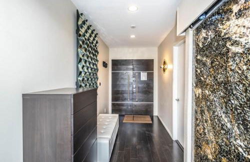 Luxury 3BR with Cabana Oasis Pool & Style - Foto 54