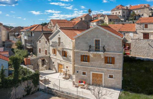 Luxury Stone Villa Nevija with heated pool - Photo 73