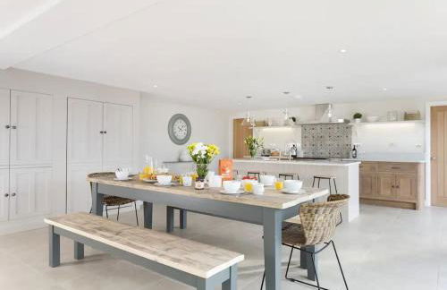 Stone Barn, contemporary barn conversion - Photo 5