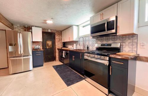 Historical Boiler Maker - Downtown Muskegon - Foto 2