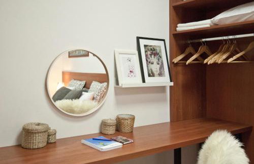 City Lights Apartment - Photo 12