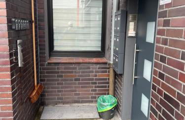 MA Apartments - Free Parking, Free WiFi, Relax & Coffee, - Photo 12