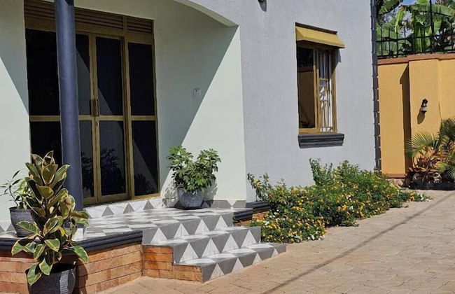 The Residence Ug - Photo 1