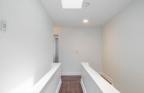 Pet-Friendly Beach Getaway, Relax by the Bay! - Foto 11