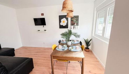 Vizinho -Central - perto praia - Wi-Fi - Foto 4