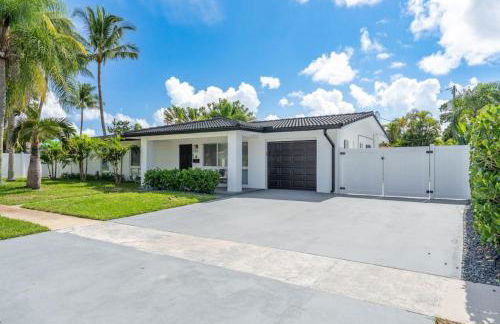 Delilas Chic 3 Bedroom 2 bath Abode with Heated Pool - Foto 26