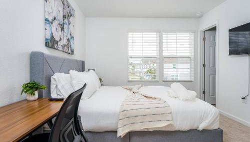 Stylish & Chic 2BR Townhome | Close 2 Bch. - Foto 4