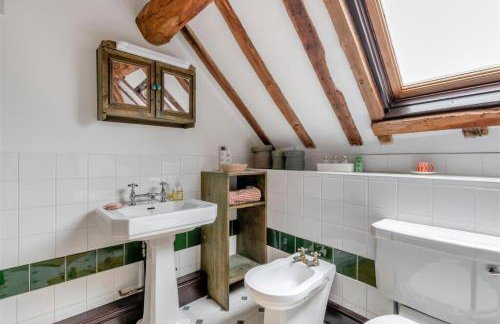 Pritams Gate 7 Bed 4 Bath Barn Conversion with Games Room Dog friendly Near the NEC & BHX - Foto 22