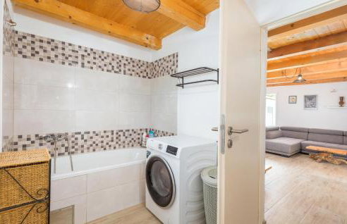 Beautiful Home In Krnicari With Wifi - Foto 33