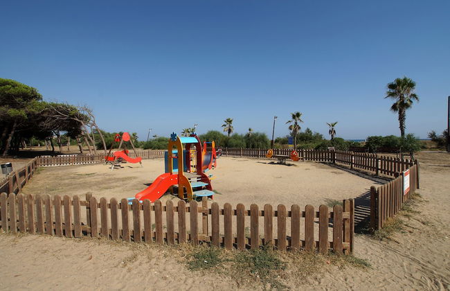 Pineda Be My Guest Castelldefels - Photo 23