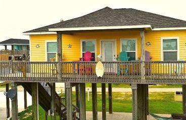 Welcome To Sarenity a 3Bd 2Bth home in Crystal Beach, Tx - Foto 24