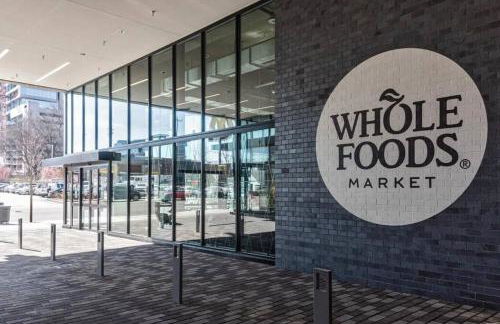 Two Condos on Music Row that Sleeps 14 with POOL and Parking - Foto 8