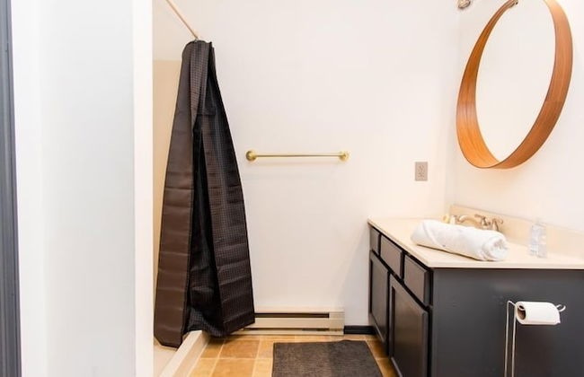 4 BD Stylish Cottage W Private Pool & hot-tub by RedAwning - Foto 19