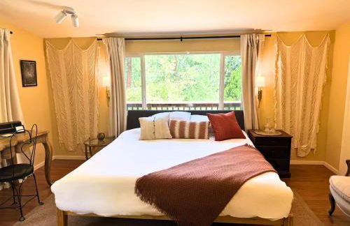 Your Spacious Escape: Creek, Pool, Sauna, Hot Tub - Foto 45