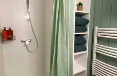 Vaste Appartement Rénové - Centre Ville - Foto 2