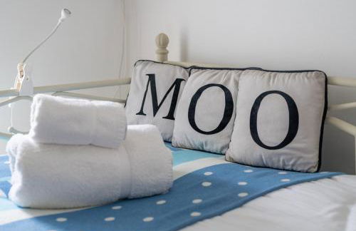 Moo House - Photo 18