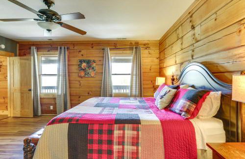 Family Cabin with Private Hot Tub and Views in Boone! - Foto 20