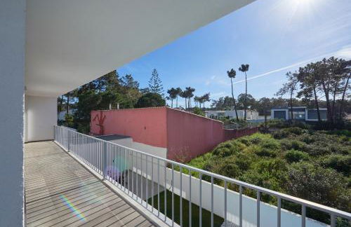 Aroeira Villa w/ Pool near Beach, By TimeCooler - Foto 63