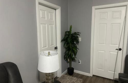 A Newly executive basement Apartment - Foto 24