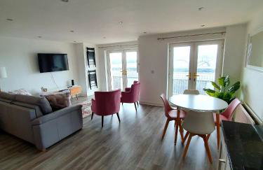 In the heart of Portrush - Balcony with Sea Views - Foto 24