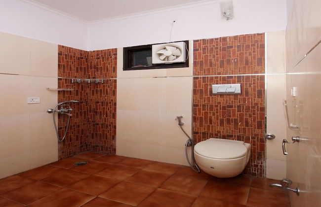 OYO 9399 Home Valley View 2BHK Villa Sattal - Foto 13