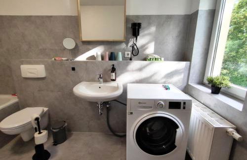 BohnApartments Bechstein - sehr ruhig - 3 Schlafzimmer - Balkon - Stellplätze- WLAN - Vollausstattung - Foto 6