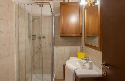 Lovely Home In Tolentino With Kitchen - Foto 33