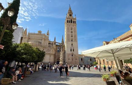Apto T Patio Sevillano - Garaje privado con carga eléctrica - Foto 42