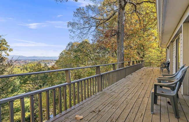 Cabin in the Sky by Avantstay Deck w Views - Foto 2