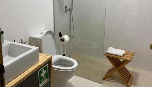 Duplex Apt - Sleeps 4 - Roof Terrace - Balcony - Foto 5