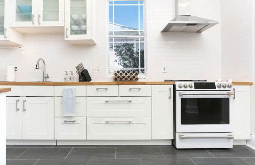 2BR 2BTH with Private Pool Riverwalk Downtown - Foto 29