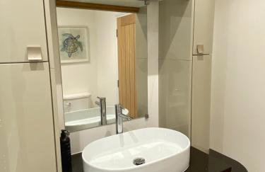 A spacious & modern 3-bed home - Foto 6