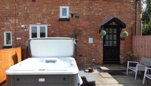 Arden Hill Farm House - Sleeps up to 16 - Snooker Table - HOT TUB - Foto 1