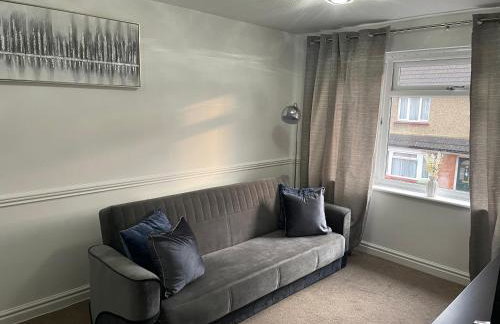 Elegant home for your relaxation - Photo 2