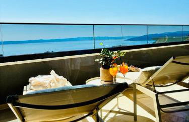 Penthouse Jacuzzi SeaView Suite - Foto 6