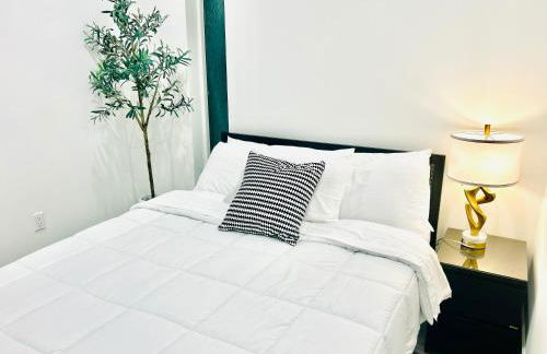 Newly Built Stylish Modern 2B In LA - Foto 30